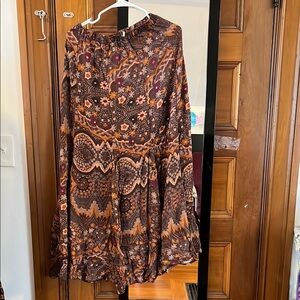 Free people maxi skirt small, festival